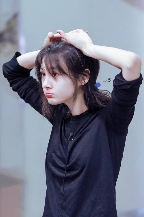 乌干达男篮在非洲锦标赛中拼搏，篮球运动不断发展