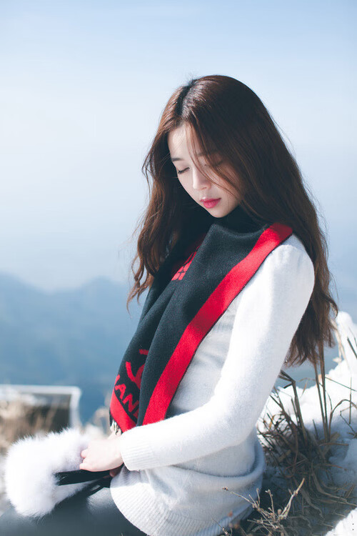 林丹笑谈孩子未来或走艺术路线,播放林丹