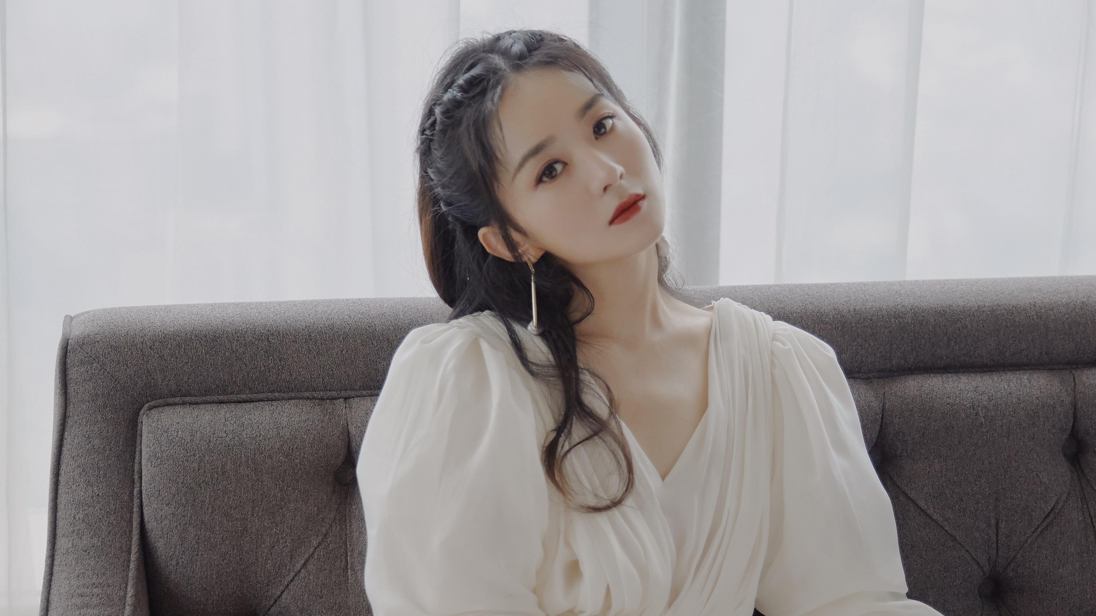 艾比·德尔福：以坚固的防守为南非队扫清障碍，确保稳健胜利，艾比莱德